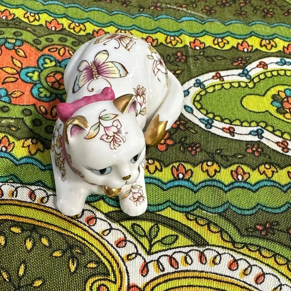 Franklin Mint Floral Cat Figurine with Pink and Gold Accents